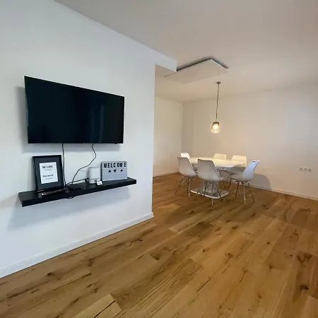House With Garden, Free Parking 3* Graz